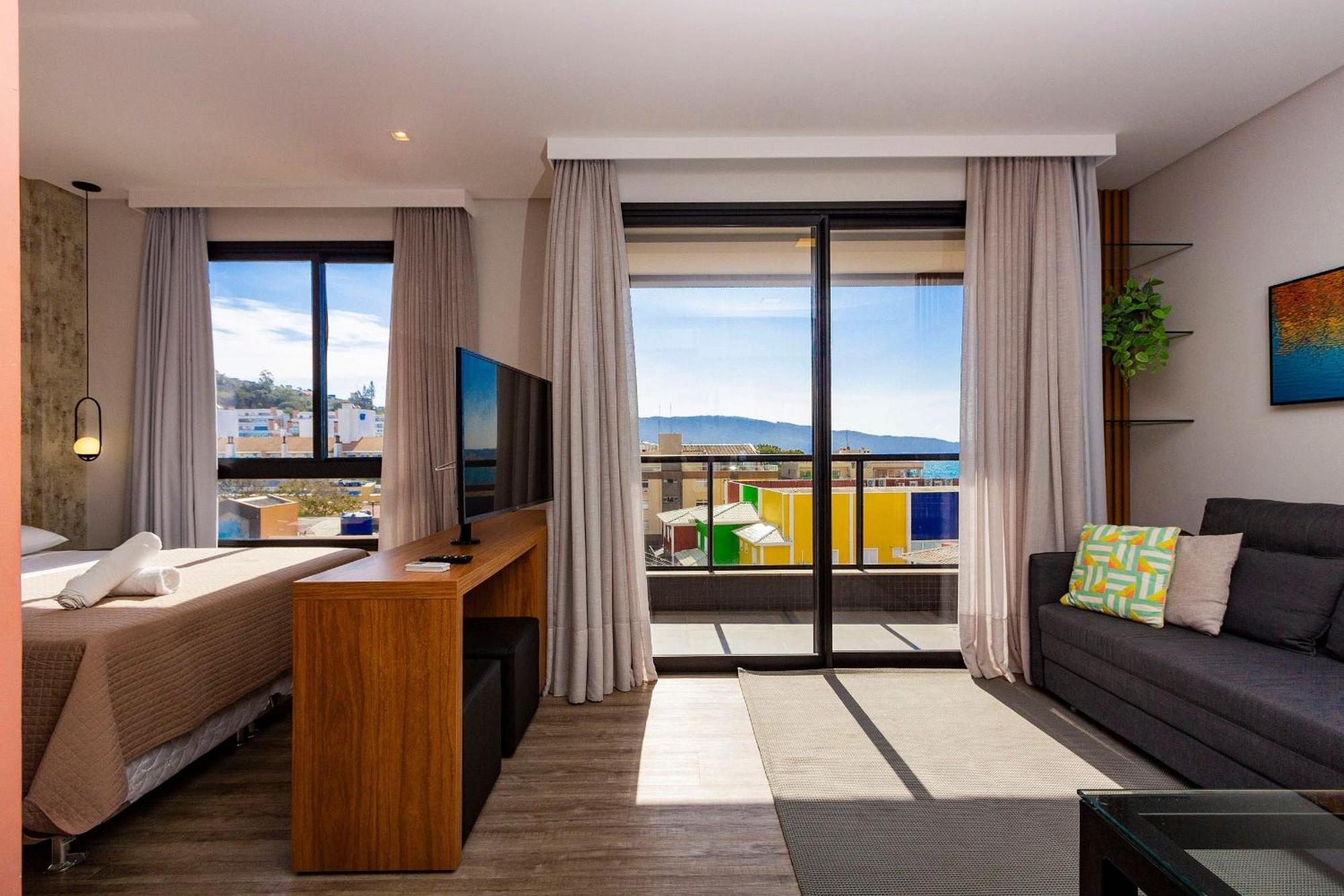 Aion Suites 302 - Lindo Apartamento Com Vista Para O Mar, A 60M Da Praia De Bombinhas, Com Piscina E Academia No Rooftop. מראה חיצוני תמונה