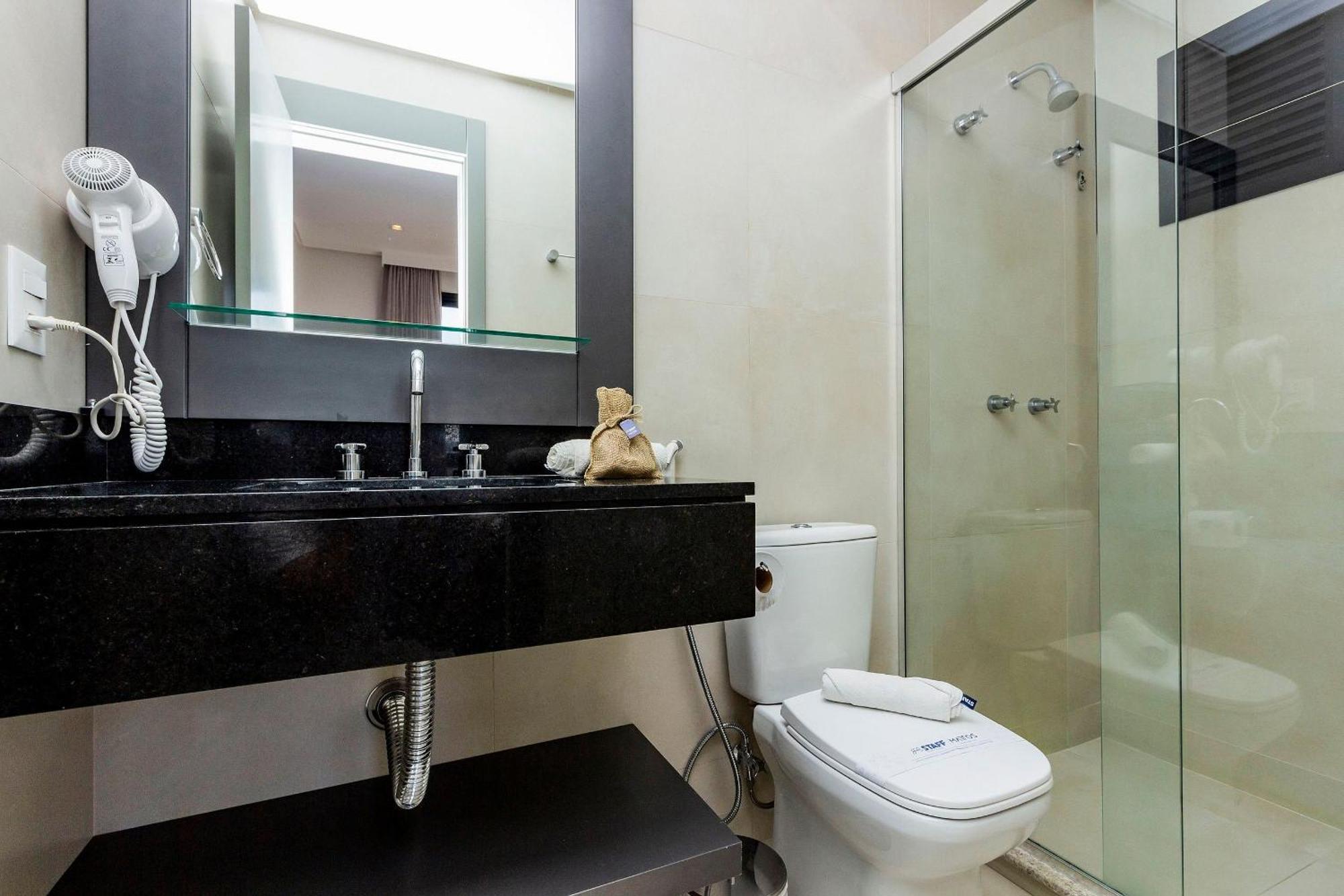 Aion Suites 302 - Lindo Apartamento Com Vista Para O Mar, A 60M Da Praia De Bombinhas, Com Piscina E Academia No Rooftop. מראה חיצוני תמונה